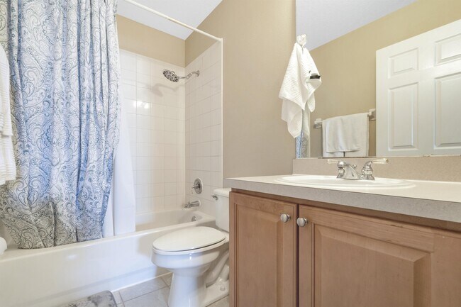 Building Photo - 5145 Marbella Isle Dr