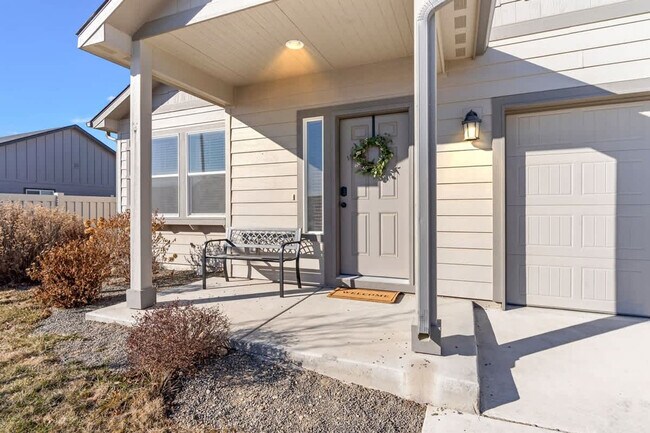 Building Photo - 3905 Winged Dove St