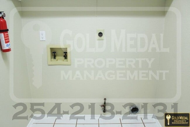 Building Photo - 602 Arapaho Dr