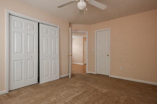 Building Photo - 1325 Cedar Shoals Dr