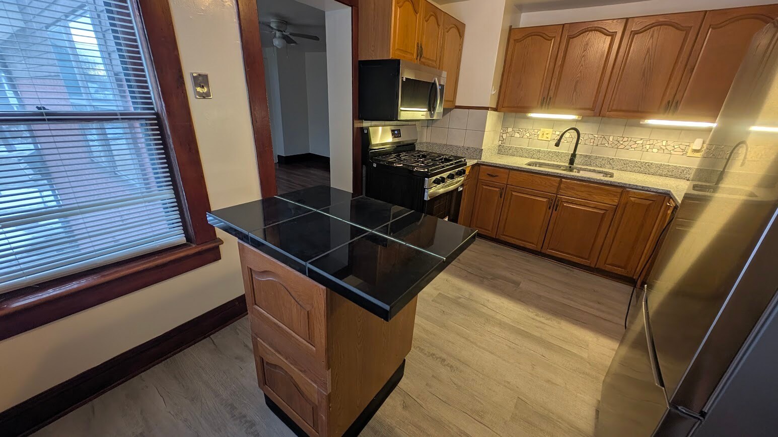 Building Photo - 1973 W 44th St