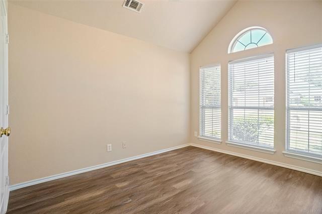 Building Photo - 1025 Westgrove Dr