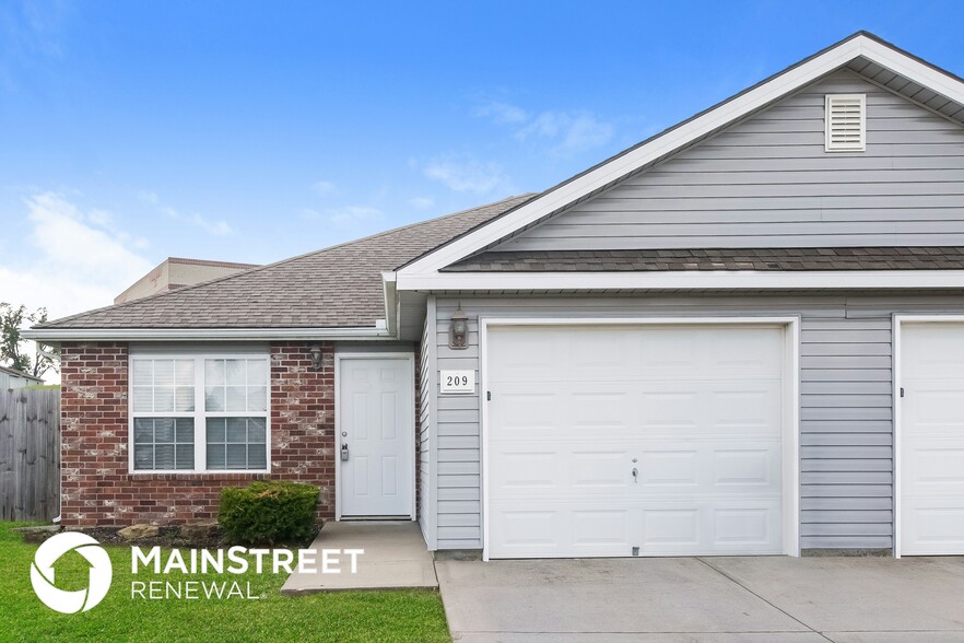 Building Photo - 209 Palmer Ct