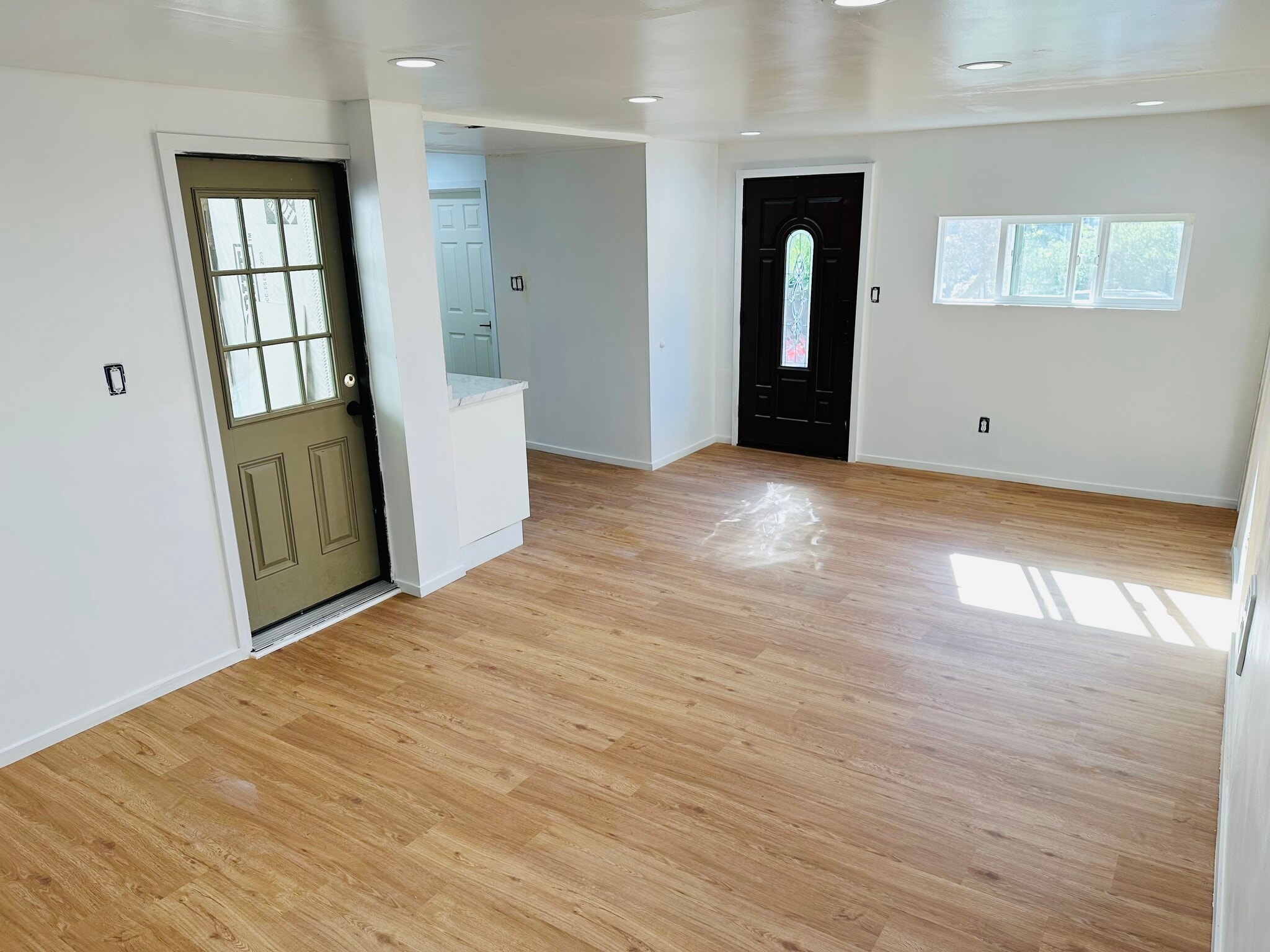 Building Photo - 5640 23rd Ave SW