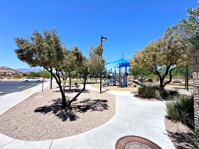 Building Photo - 10076 Bright Charisma Ct