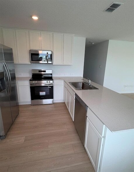 Building Photo - 5513 Pimenta Ct