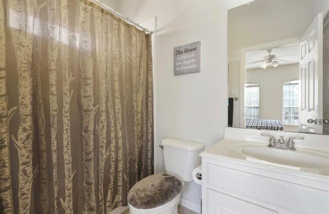 Building Photo - 7150 Windwater Pkwy N