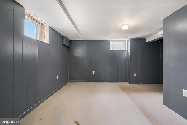 Building Photo - 6212 Carters Ln