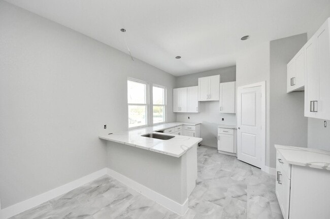 Building Photo - 7160 Rook Blvd