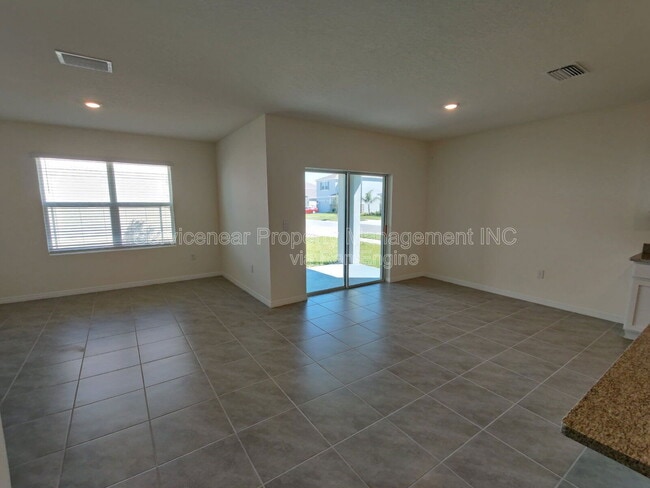 Building Photo - 32618 Canyonlands Dr