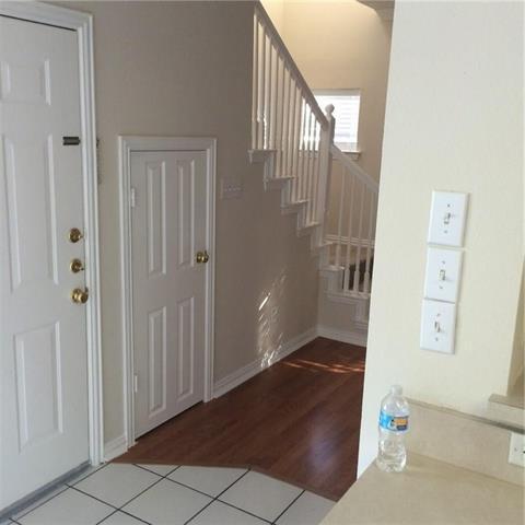 Building Photo - 121 Wildwood Ct