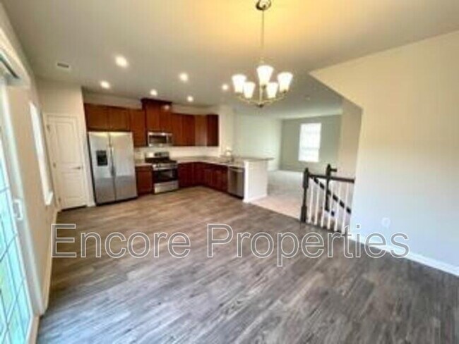 Building Photo - 388 Amber Acorn Ave