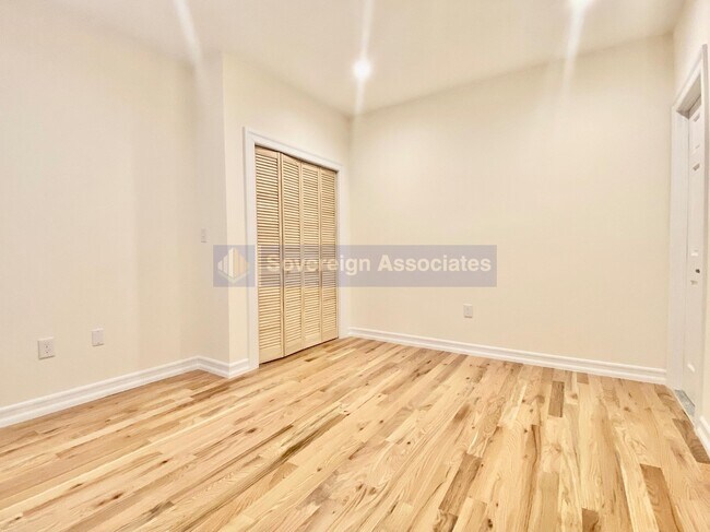 Building Photo - 935 Saint Nicholas Avenue