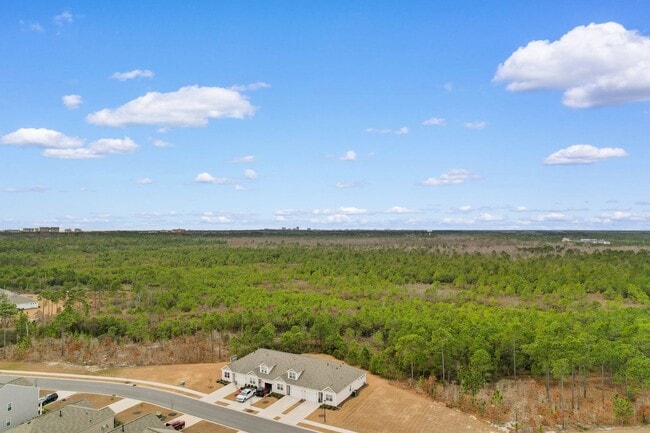 Building Photo - Bell's Lake Circle