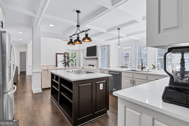 Building Photo - 2980 Cadbury Trail SW