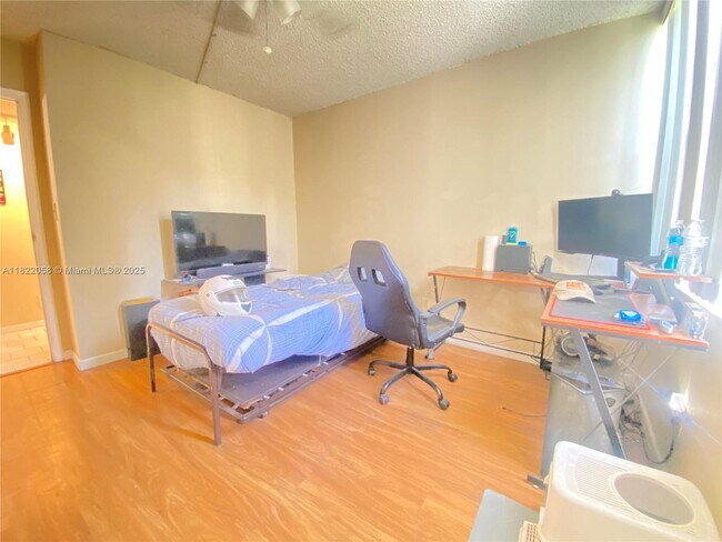 Building Photo - 3801 Environ Blvd