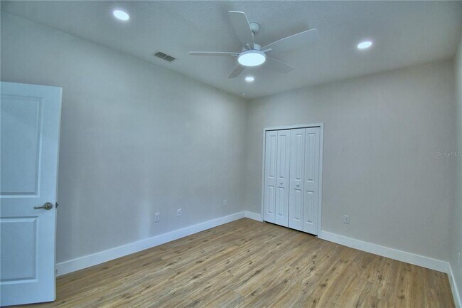 Building Photo - 2673 Calistoga Ave