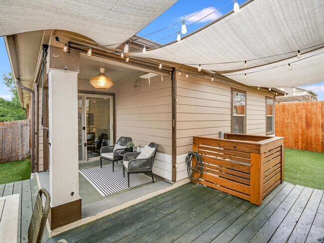Building Photo - 6709 Sunderland Trail