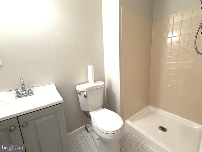 Building Photo - 4235 Sleepy Lake Dr