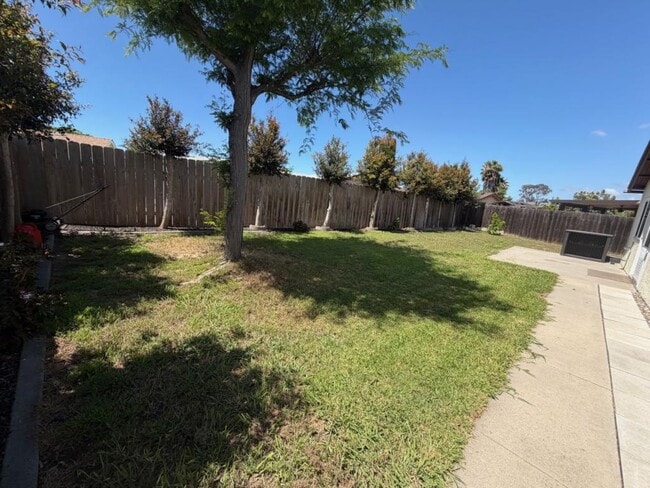 Building Photo - 10874 Eberly Ct