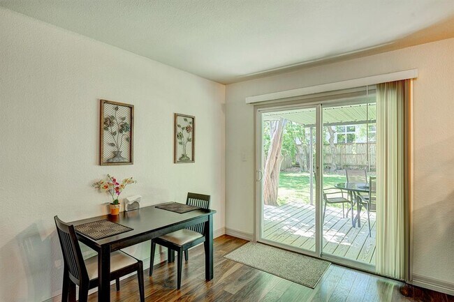 Building Photo - 4109 Lymbar Dr