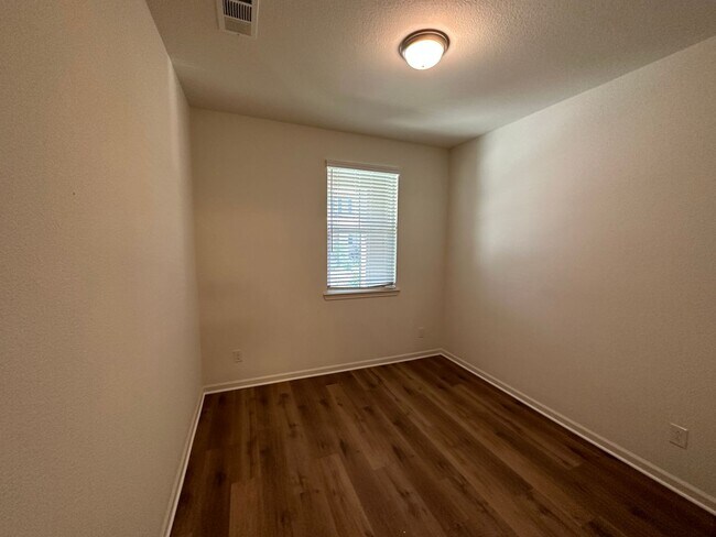 Building Photo - 10720 Padua Way