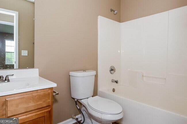 Building Photo - 115 Bramble Bush Trail