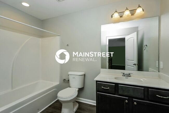 Building Photo - 4 Bedroom Pet-Friendly Home in Lexington, ...