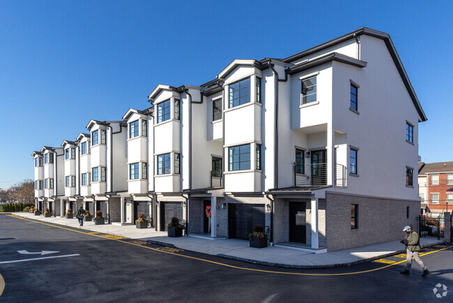 Primary Photo - HarborFront Villas