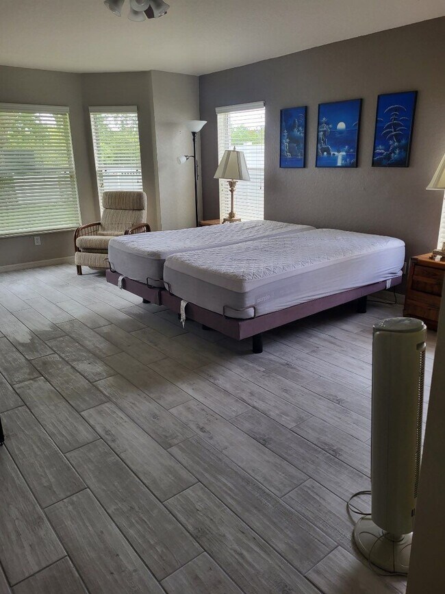 Building Photo - Grand Haven rental available