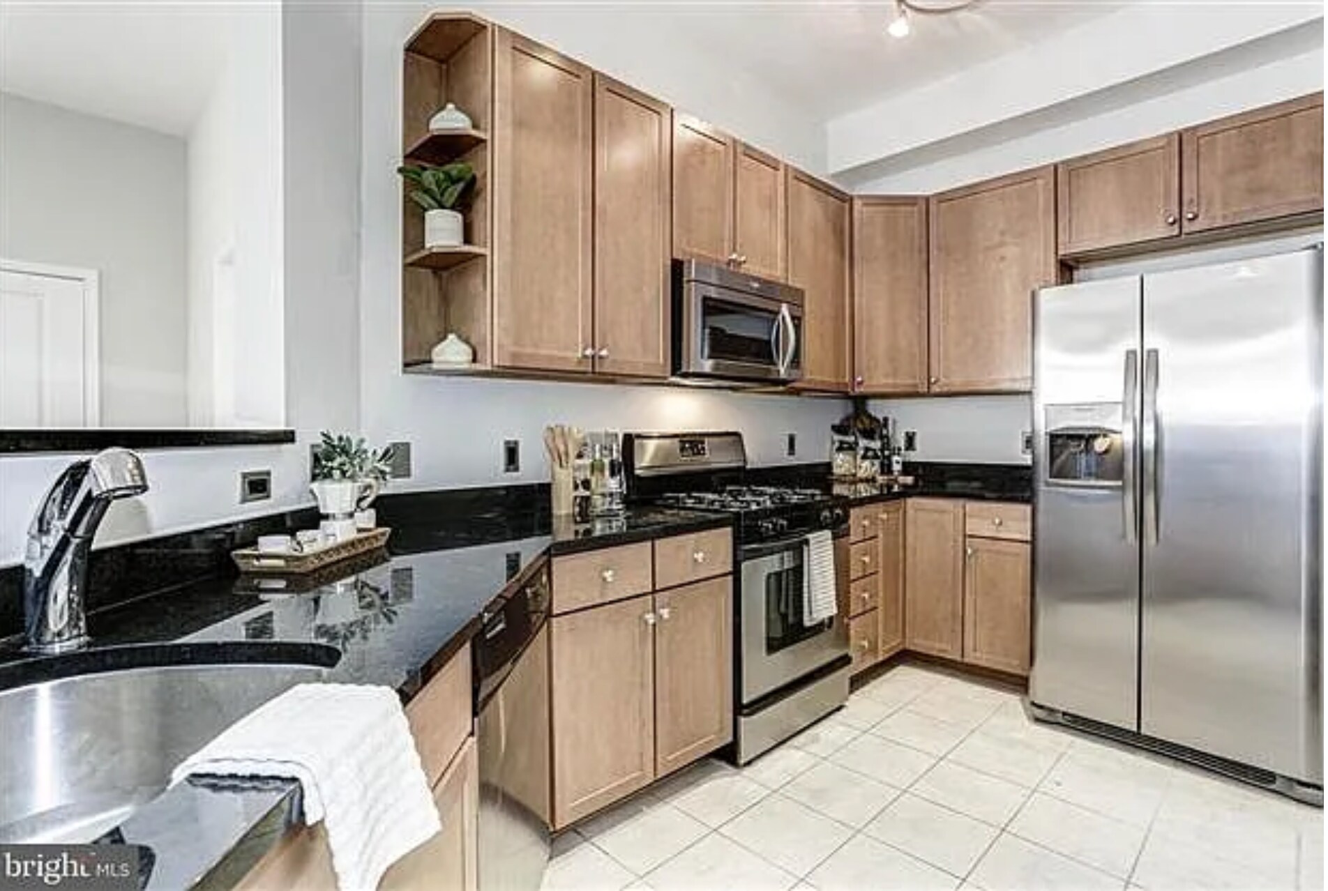 Building Photo - 309 Holland Ln