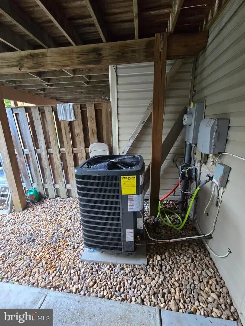 Building Photo - 25415 Morse Dr