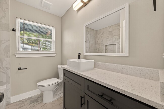 Building Photo - 3527 La Retama Dr