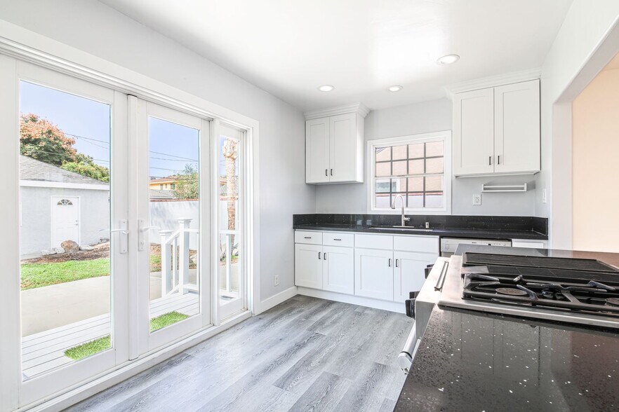 Building Photo - 4170 E Patero Way