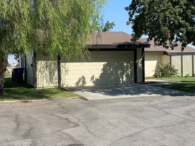 Primary Photo - 17130 Advantage Pointe Ct