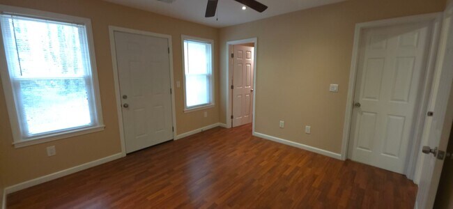 Building Photo - Duplex in Collins Hill School District