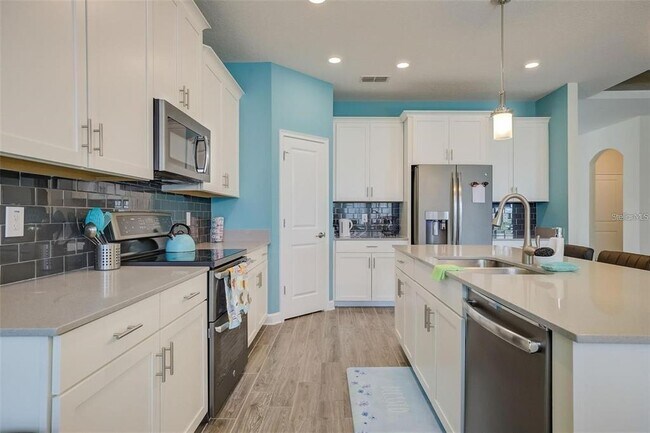 Building Photo - 4693 Fairy Tale Cir