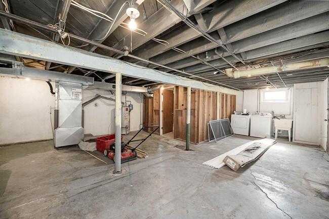Building Photo - 1127 Cecelia Ave