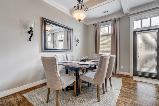 Building Photo - 2114 W Village Xing