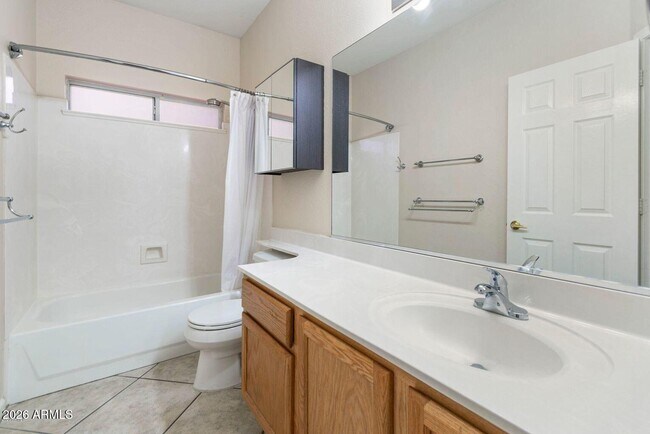 Building Photo - 7421 S Kachina Dr