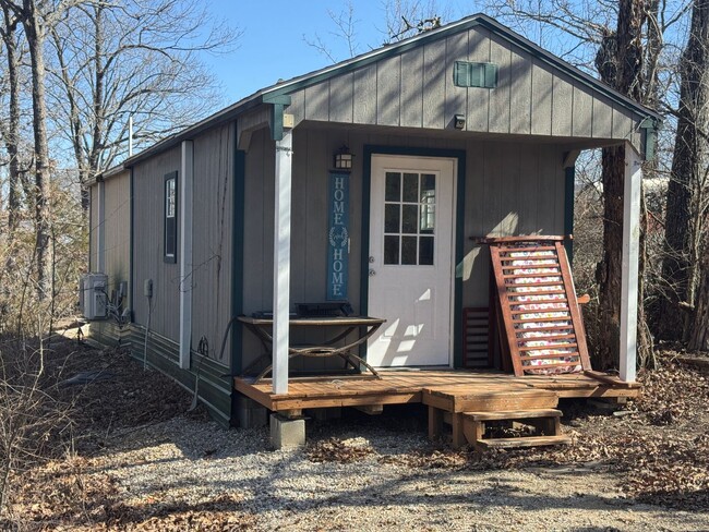 Primary Photo - Cozy 1 bedroom, 1 bathroom Tiny Home!