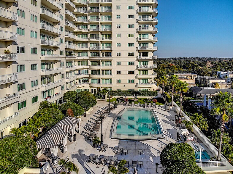 Building Photo - 100 S Eola Dr