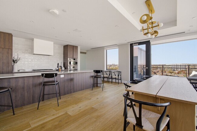 Building Photo - 37 L St SE