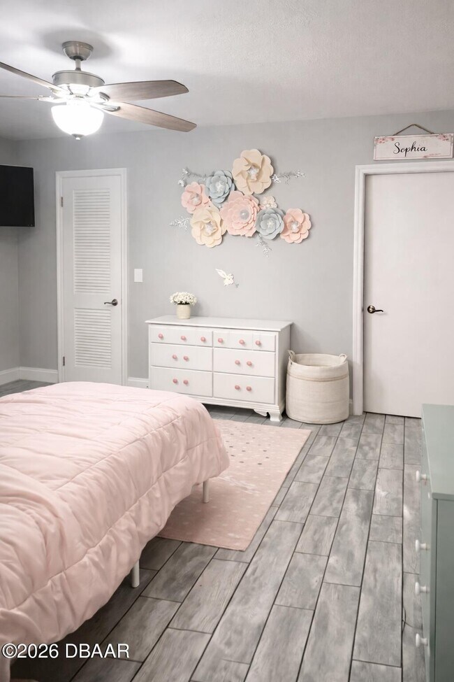 Building Photo - 137 Gull Dr S