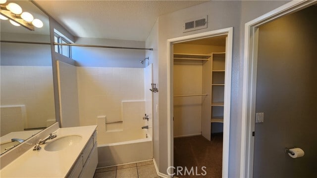 Building Photo - 28456 Yosemite Dr
