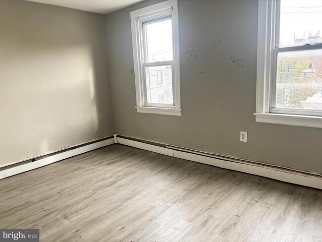 Building Photo - 2366 N 4th St