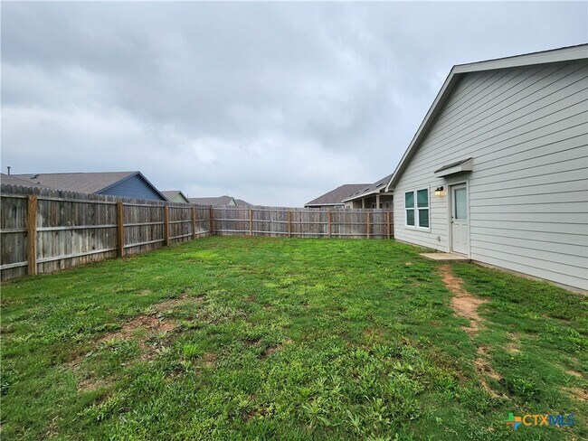 Building Photo - 434 Fairy Duster Dr
