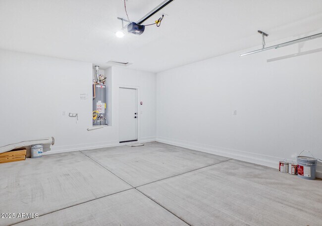 Building Photo - 17350 W Alexandria Way