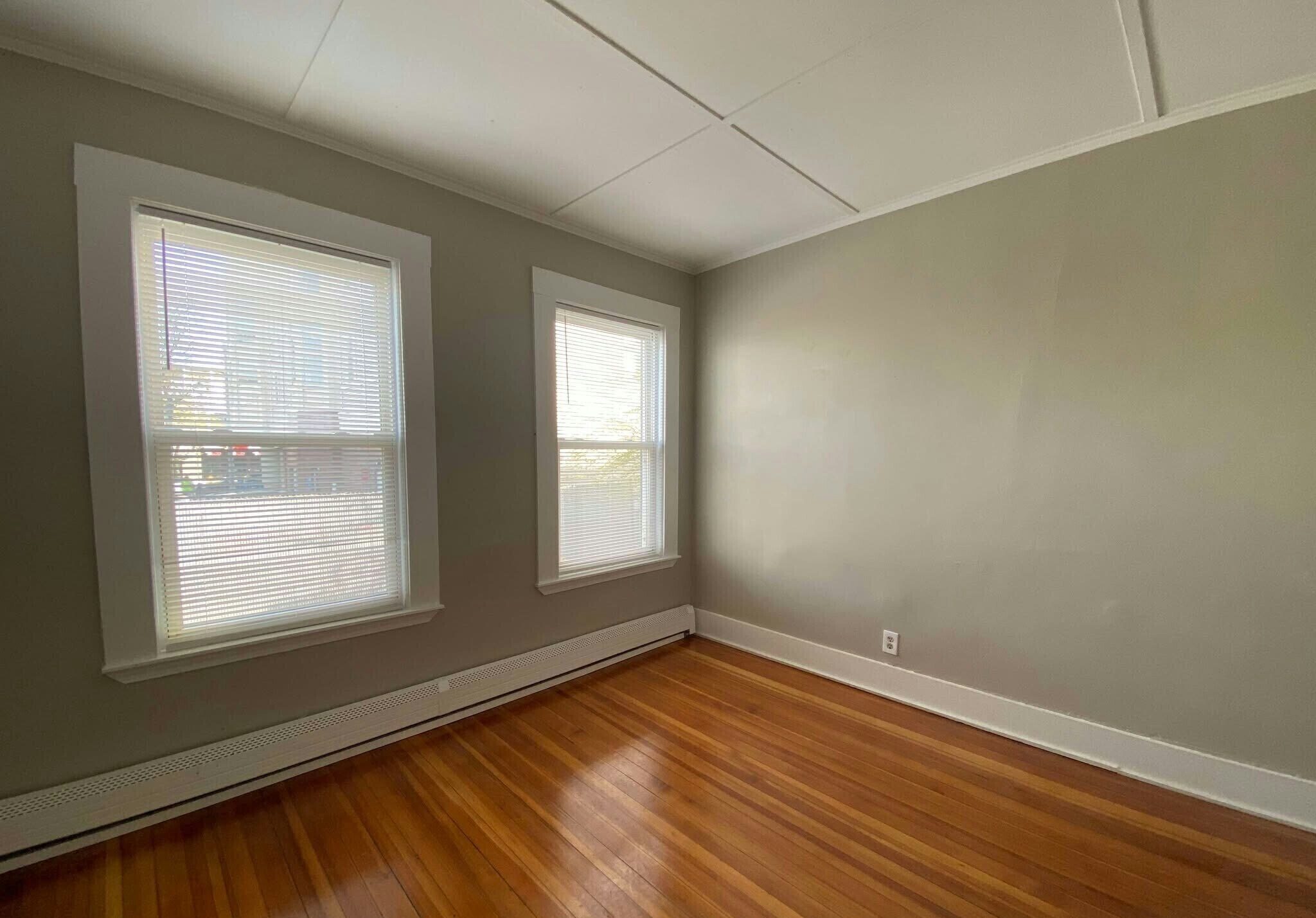 Building Photo - 6 Bowdoin St