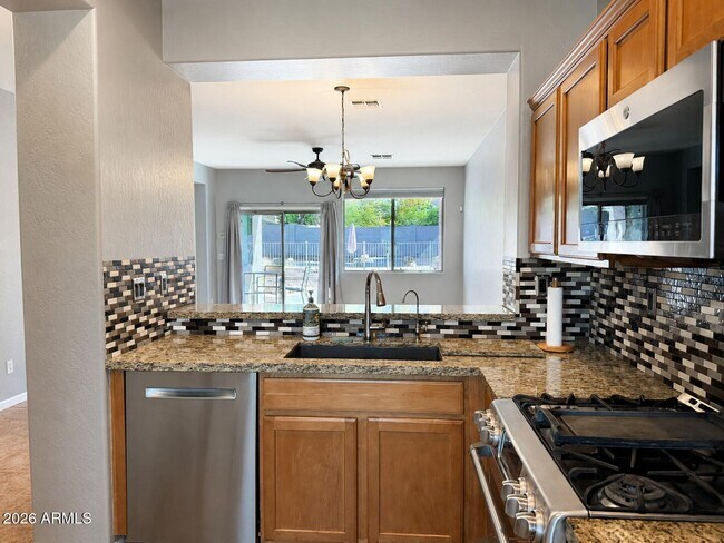Building Photo - 40011 N Panther Creek Ct